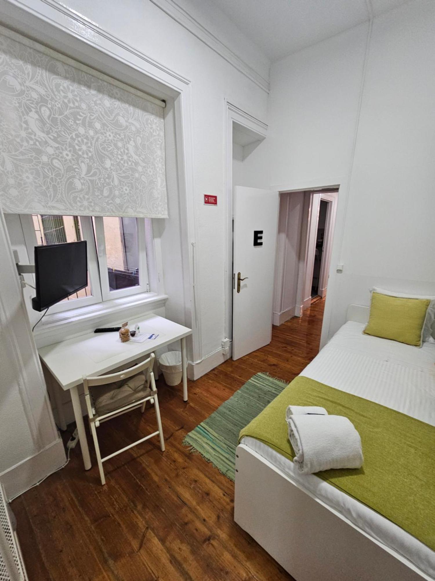 Almirante Guesthouse Lisboa Oda fotoğraf